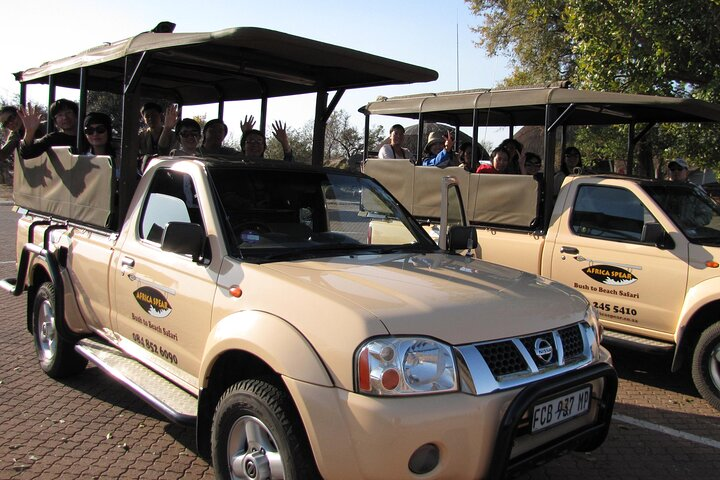 Joyful Guests starting their Safari